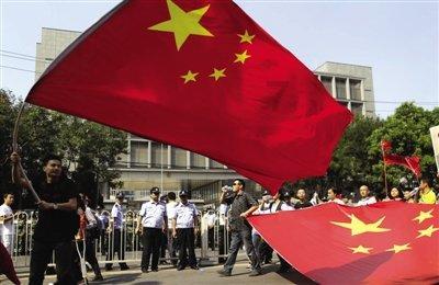 李永群主动投案接受审查调查