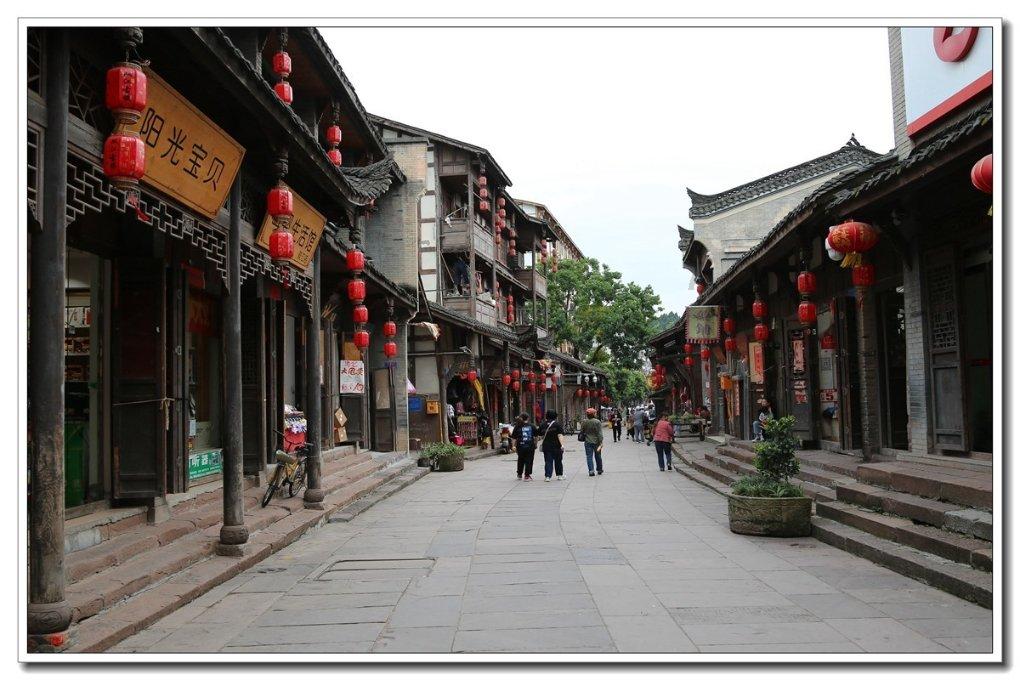 鹿晗鞭炮头曝光:本以为是酷少,下一秒华丽变身